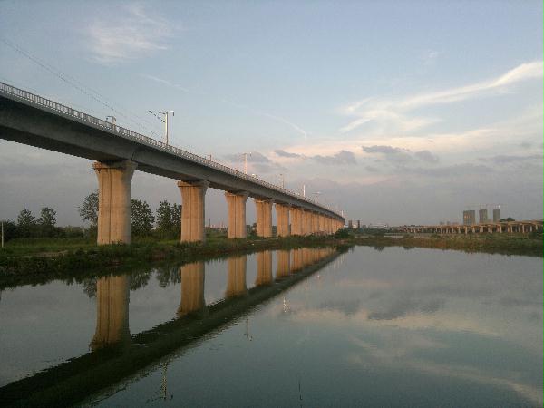 成渝鐵路采用松夏<a href='http://www.medici-italia.com/' target='_blank'><u>空氣彈簧</u></a>